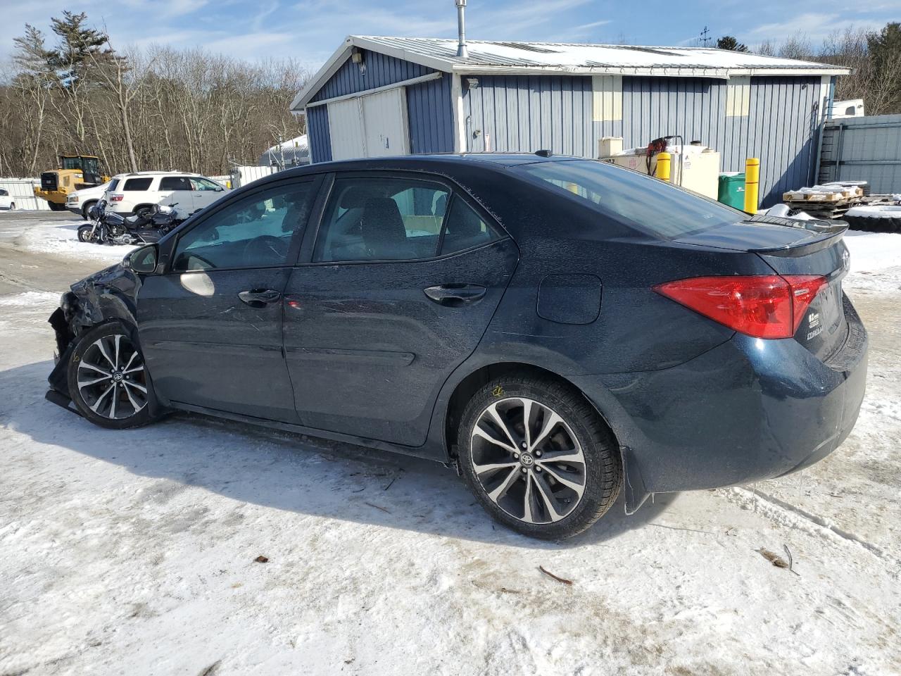 2017 Toyota Corolla - Image 2