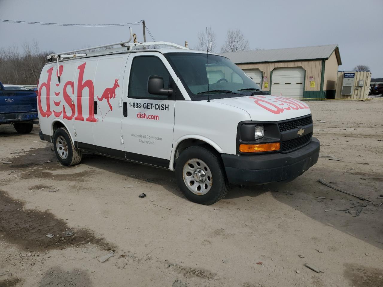 2013 Chevrolet Express - Image 4