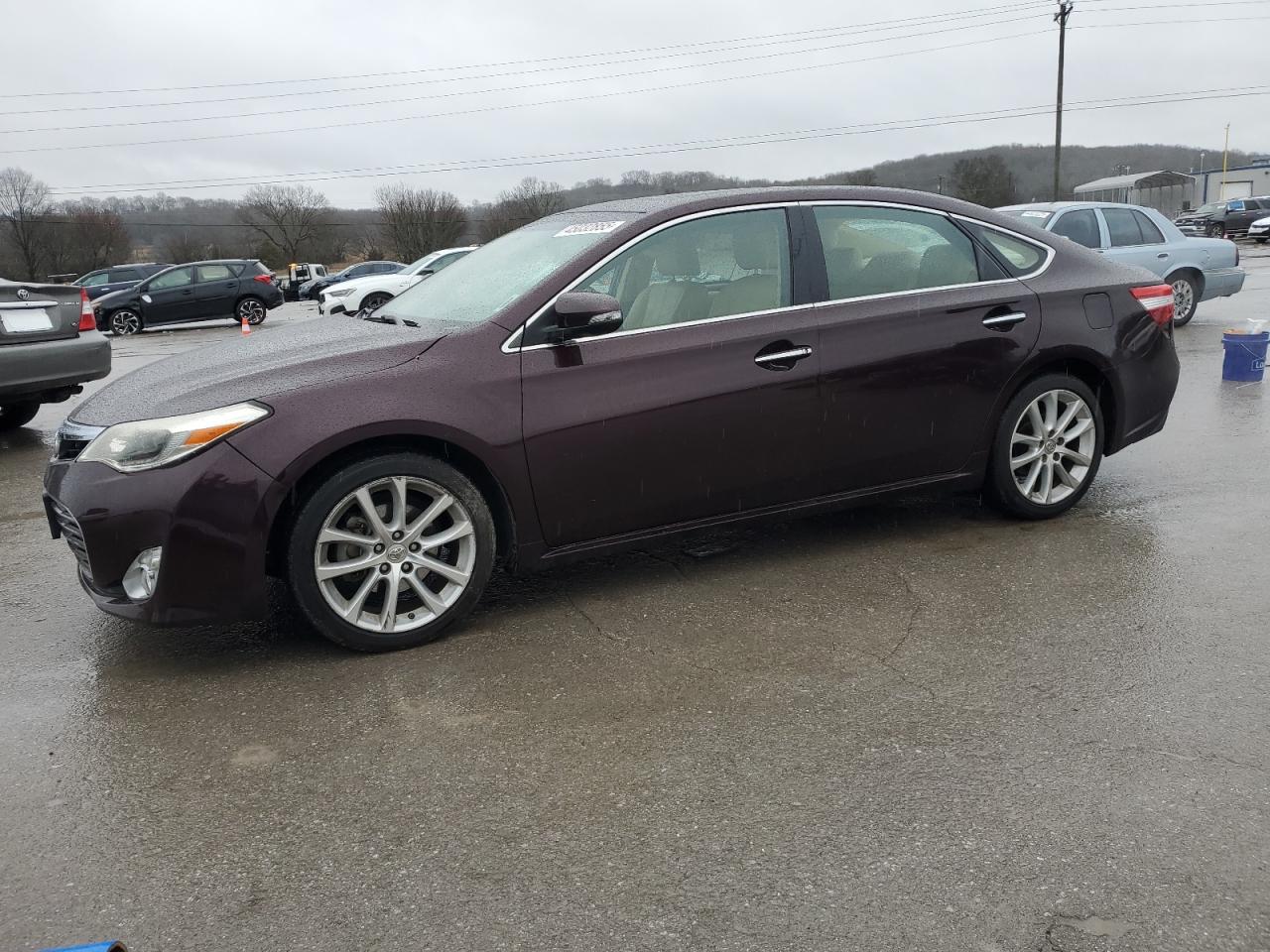 2014 Toyota Avalon - Image 1