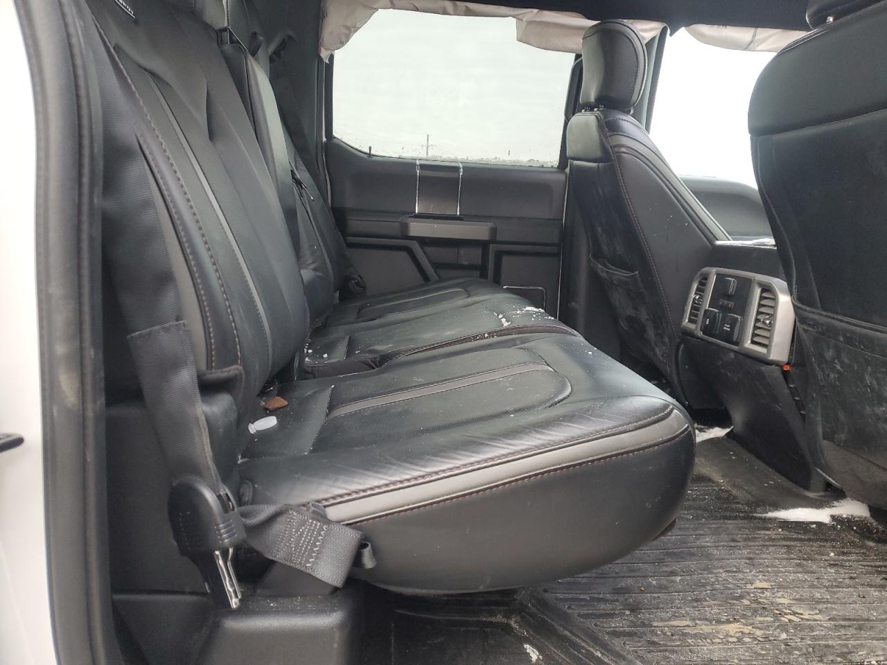 2019 Ford F-150 - Image 10
