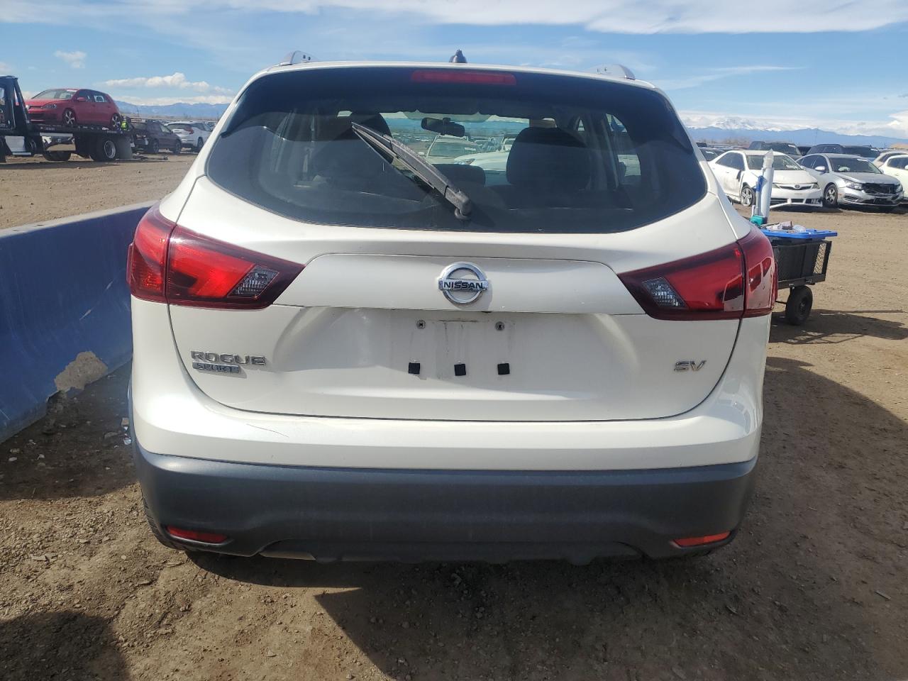 2017 Nissan Rogue - Image 6