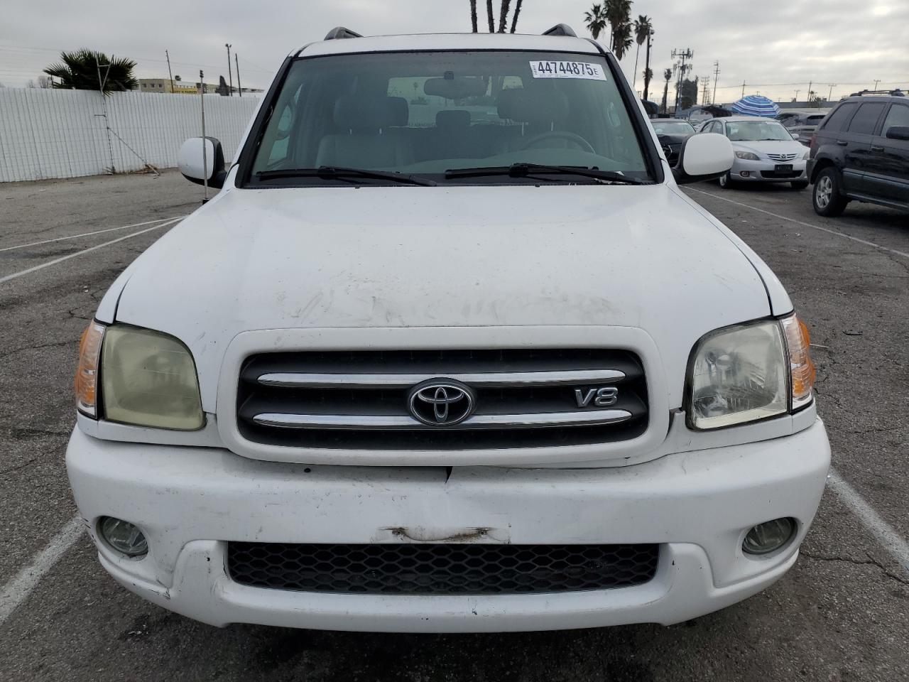 2004 Toyota Sequoia - Image 5