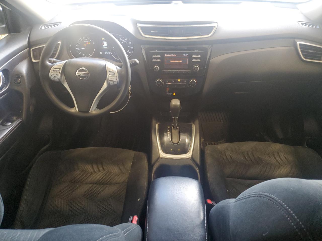 2015 Nissan Rogue - Image 8
