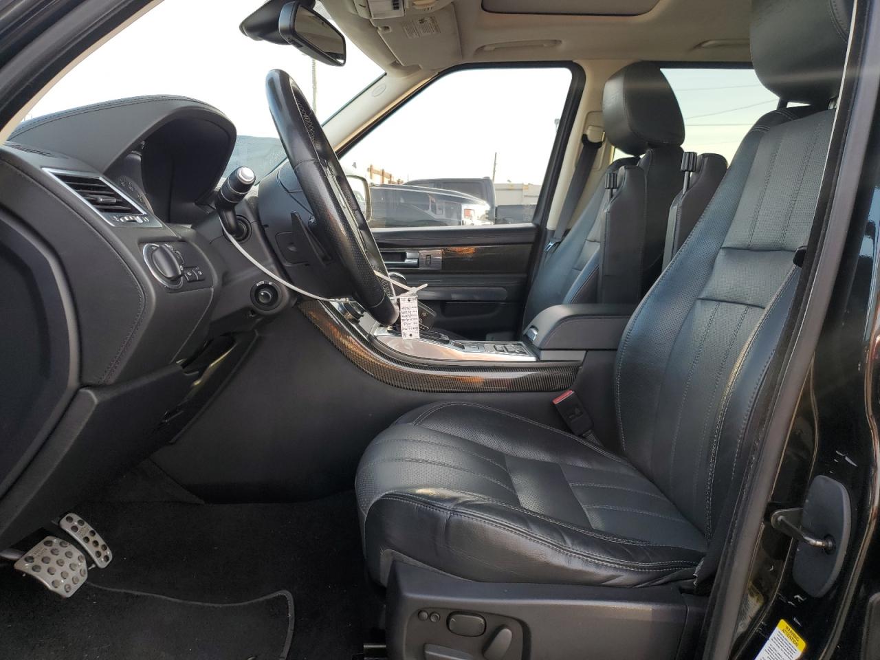 2013 Land Rover Range Rover - Image 7