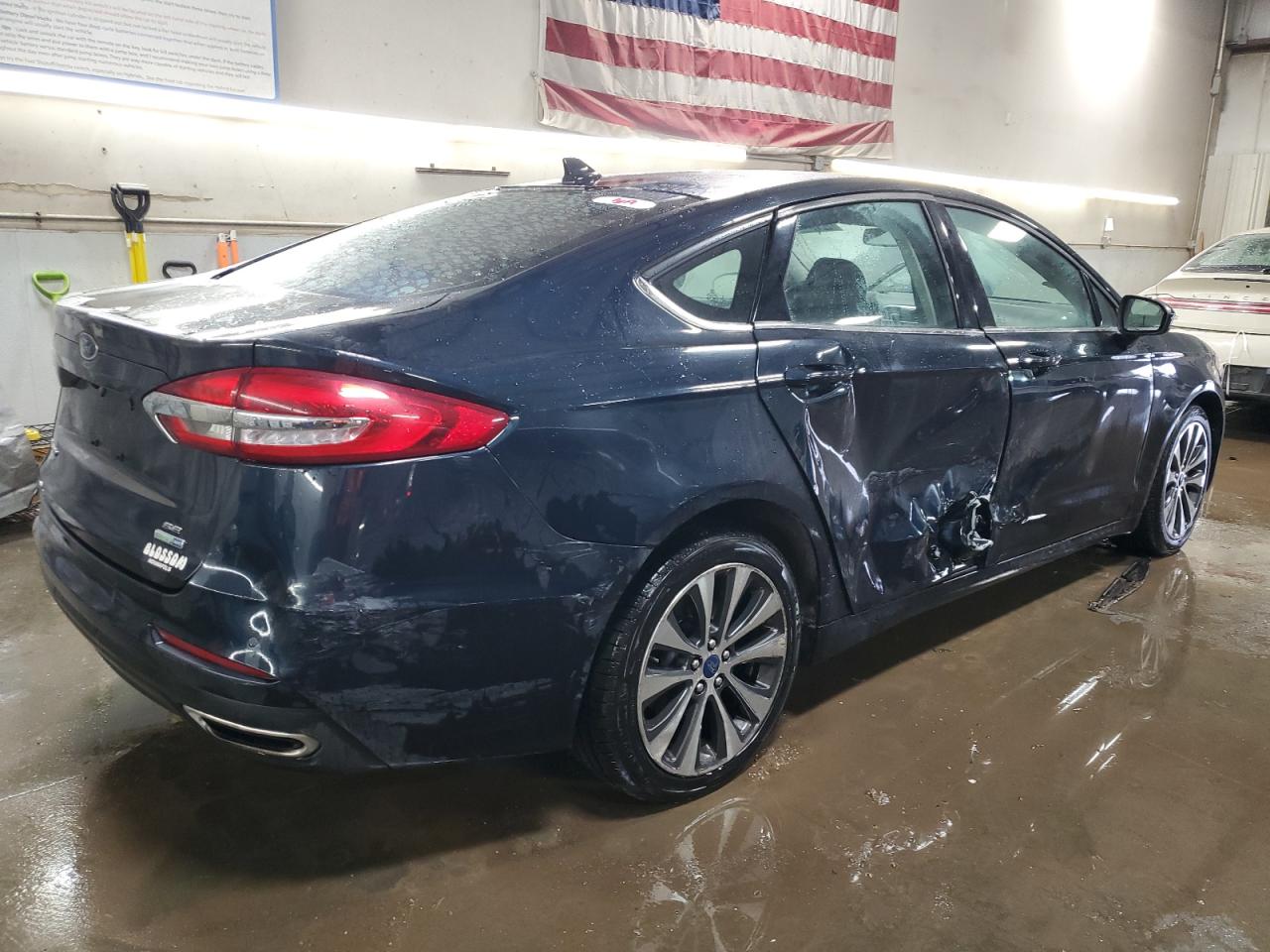 2020 Ford Fusion - Image 3