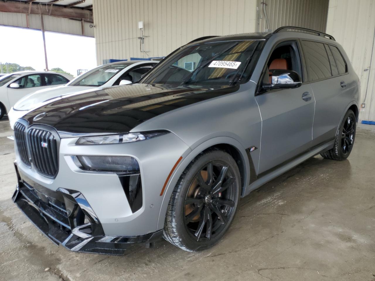 2024 BMW X7 - Image 1