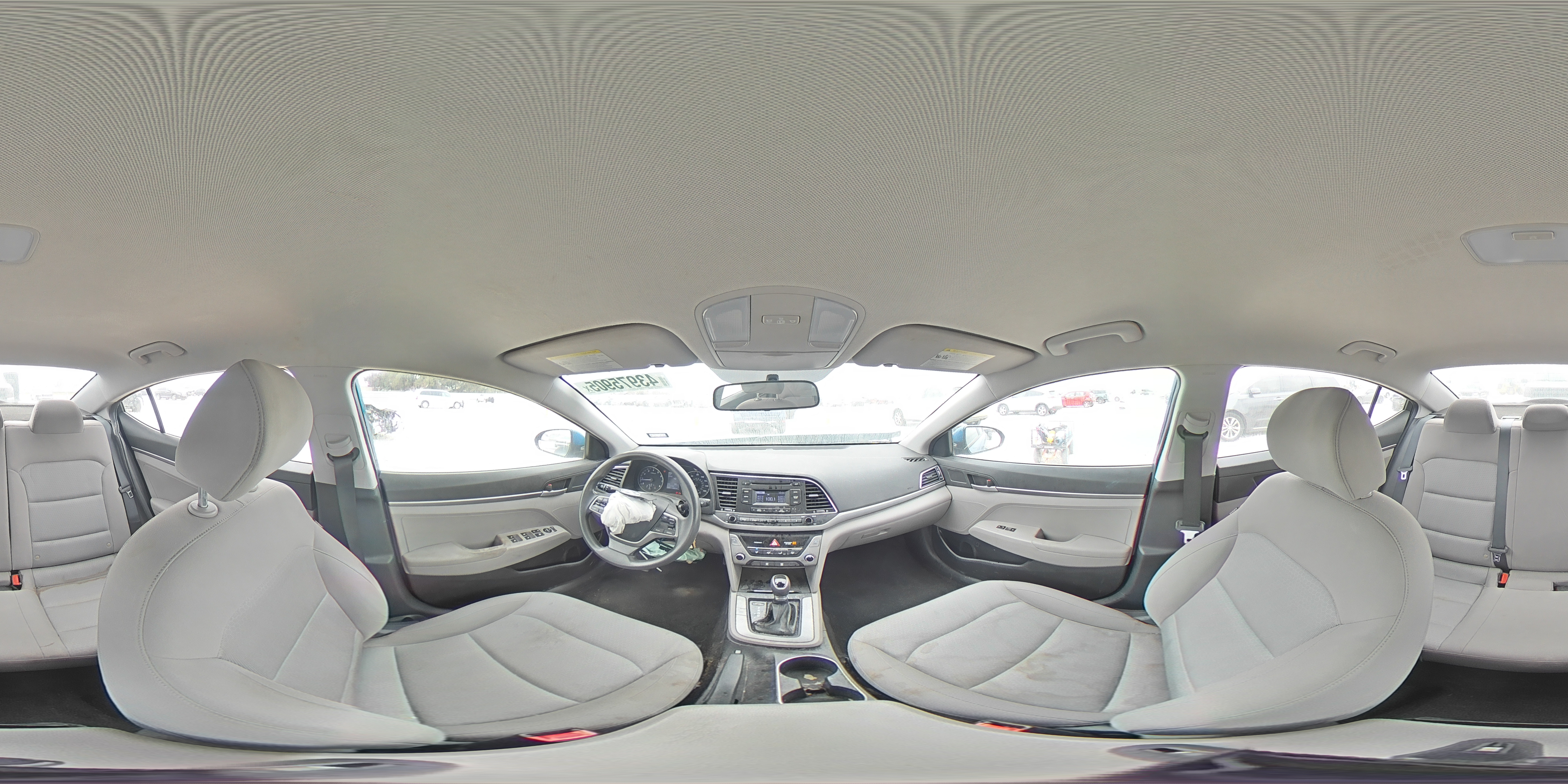 2017 Hyundai Elantra - Image 13