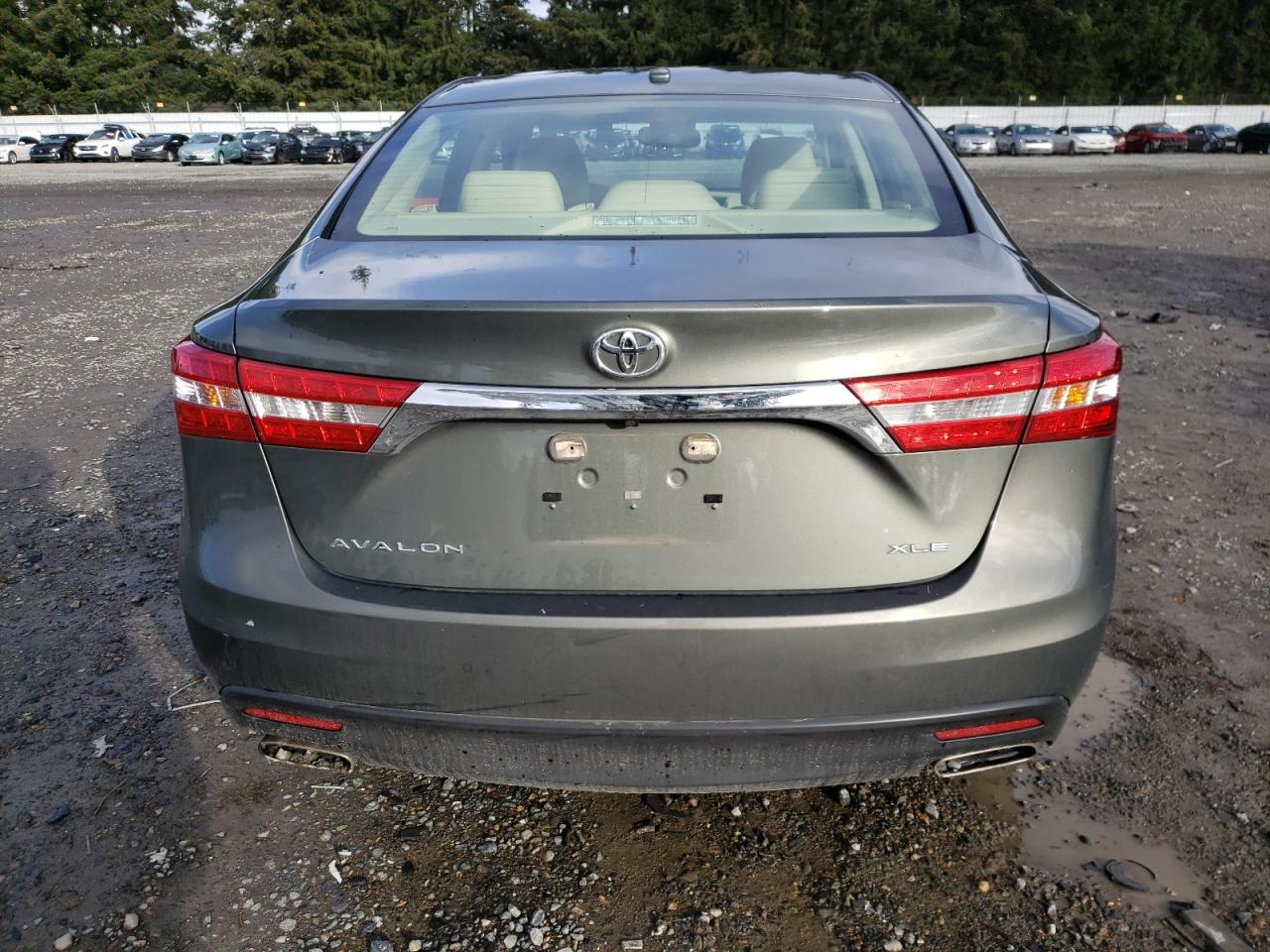 2014 Toyota Avalon - Image 6