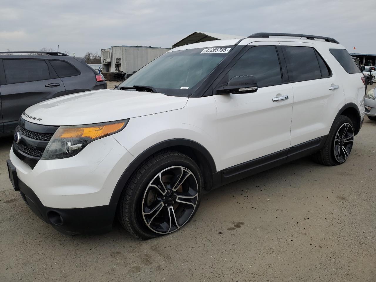 2013 Ford Explorer Sport zu verkaufen in Fresno, CA - Vandalism