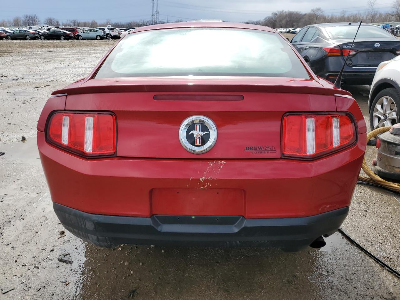 2010 Ford Mustang - Image 6