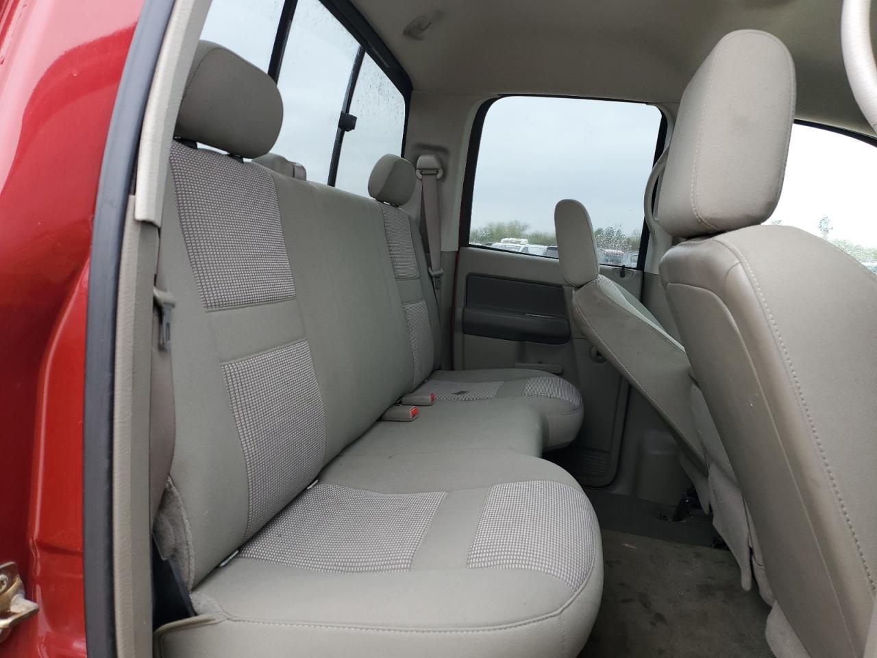 2007 Dodge RAM - Image 10
