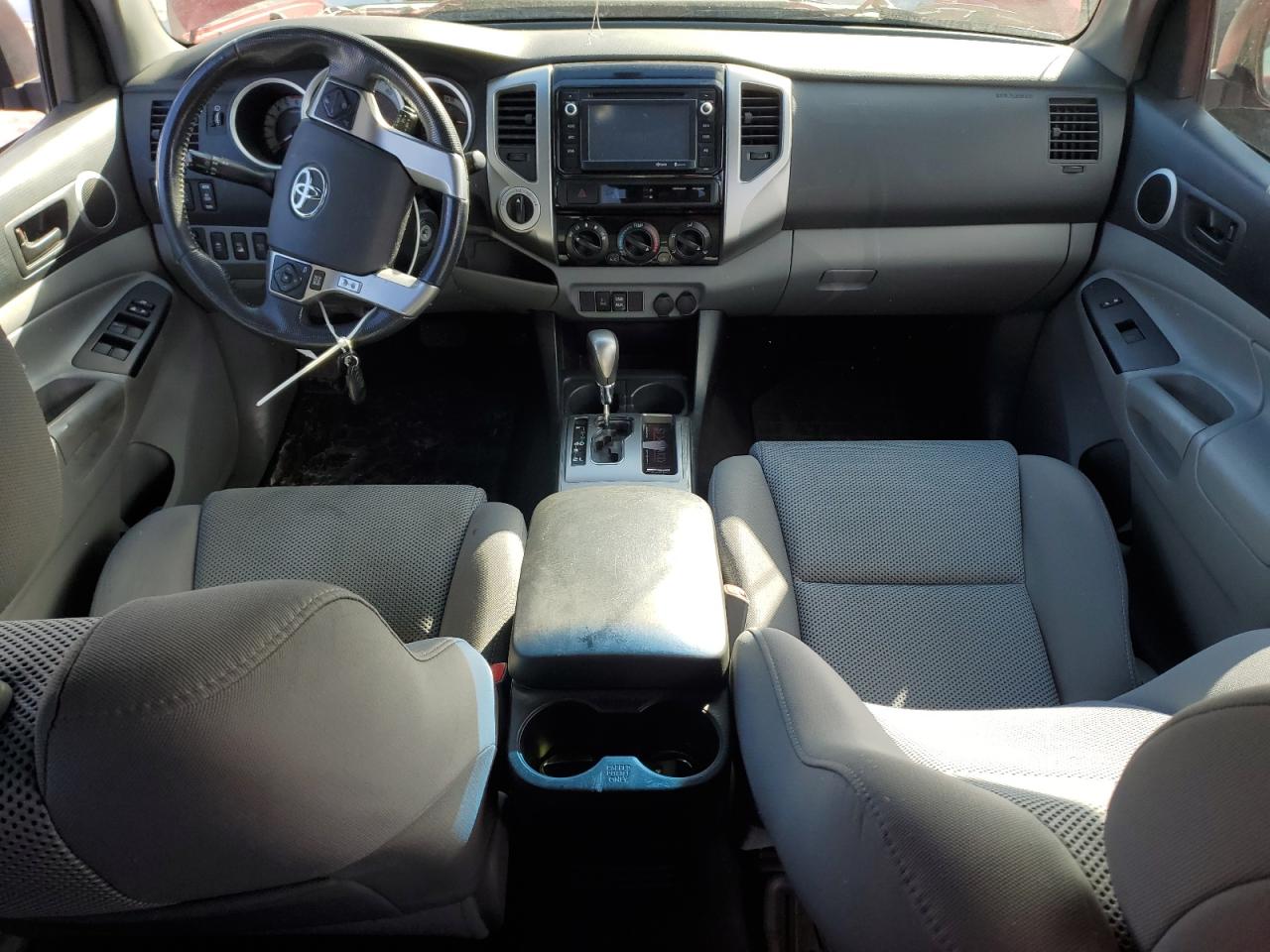 2014 Toyota Tacoma - Image 8