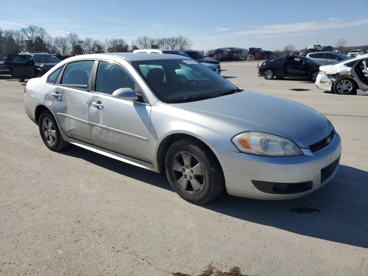 2011 Chevrolet Impala - Image 4