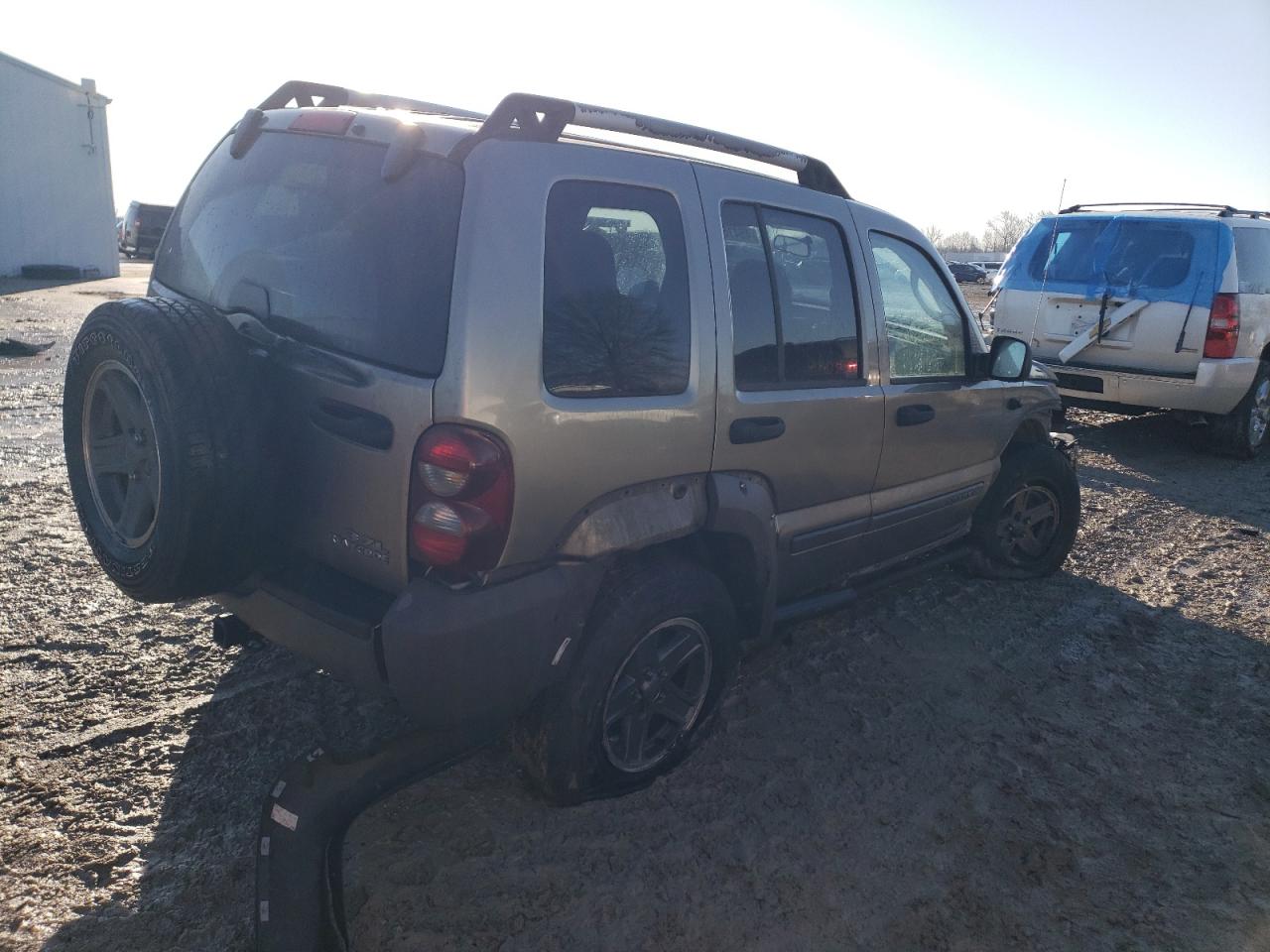 2006 Jeep Liberty (North America) - Image 3