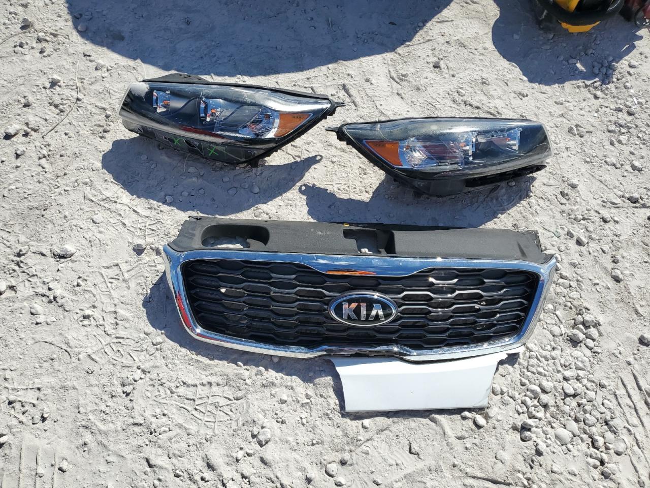 2019 Kia Sorento - Image 13