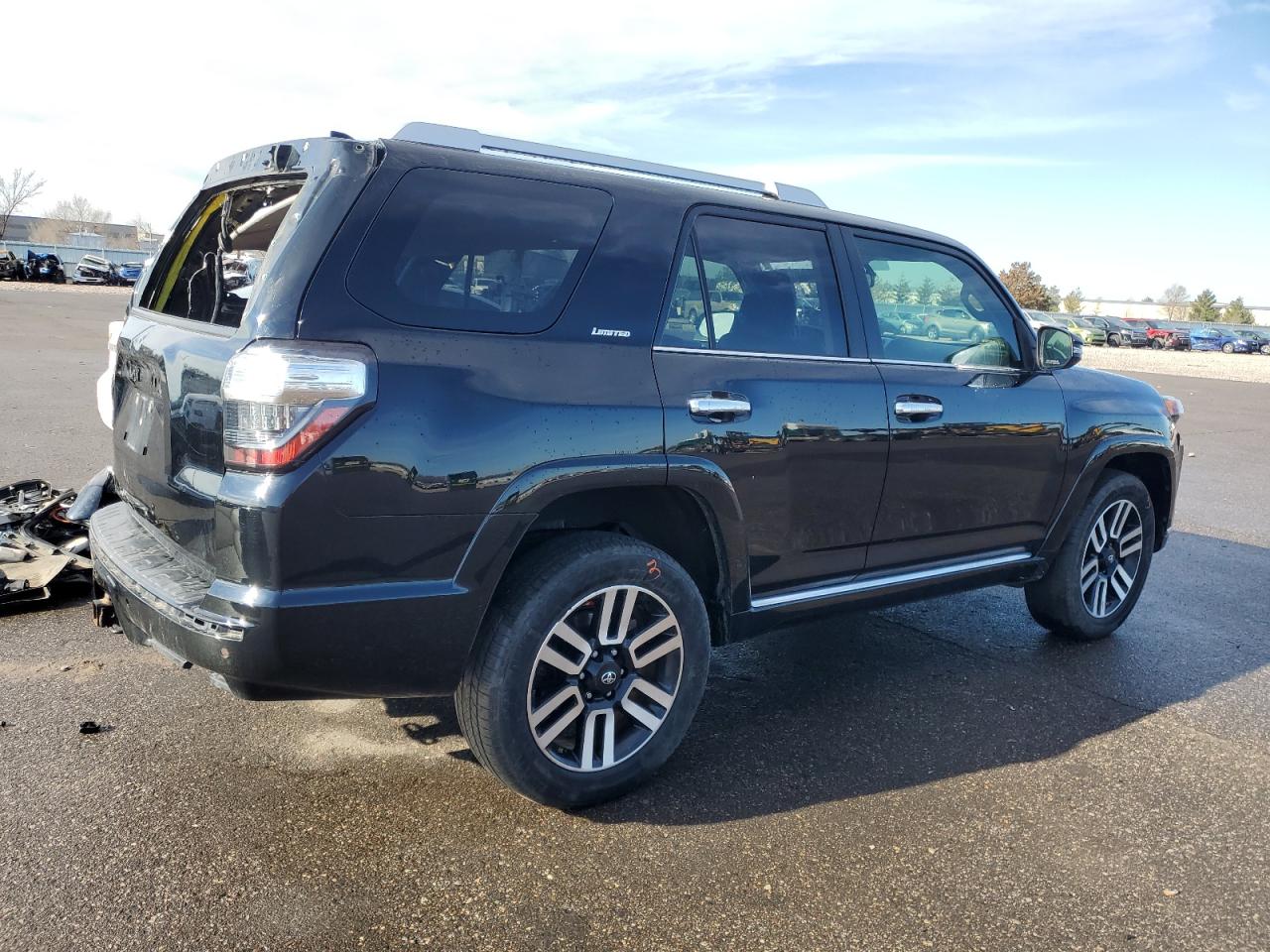 2017 Toyota 4Runner - Image 3