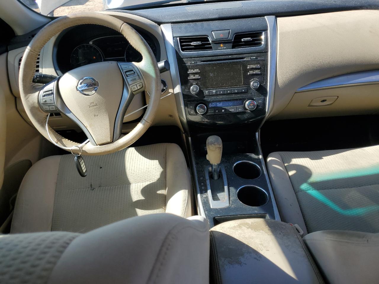 2015 Nissan Altima - Image 8