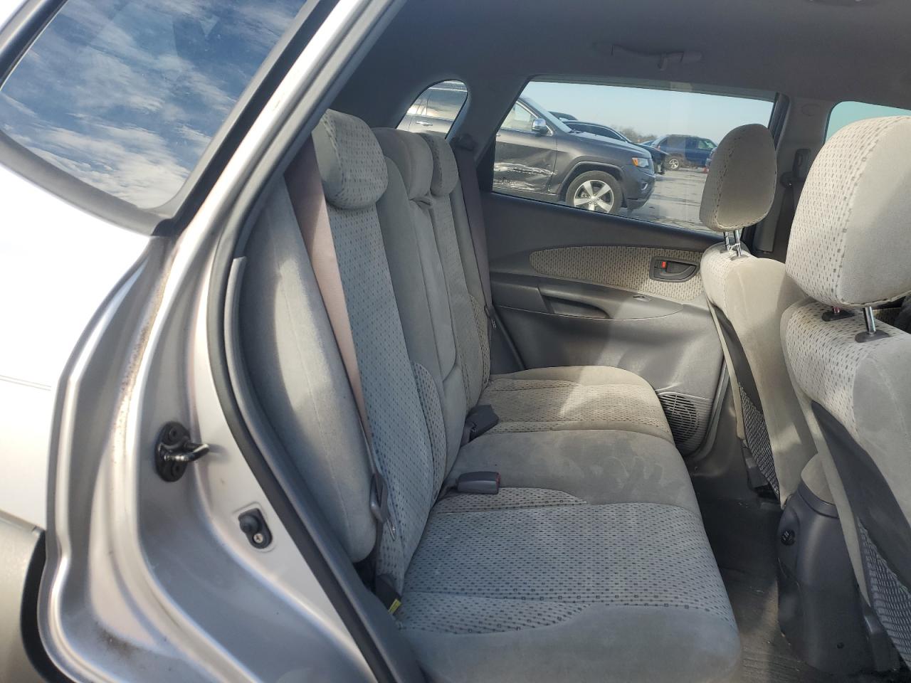 2005 Hyundai Tucson - Image 11