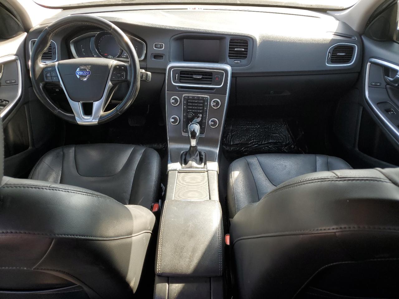2016 Volvo S60 - Image 8