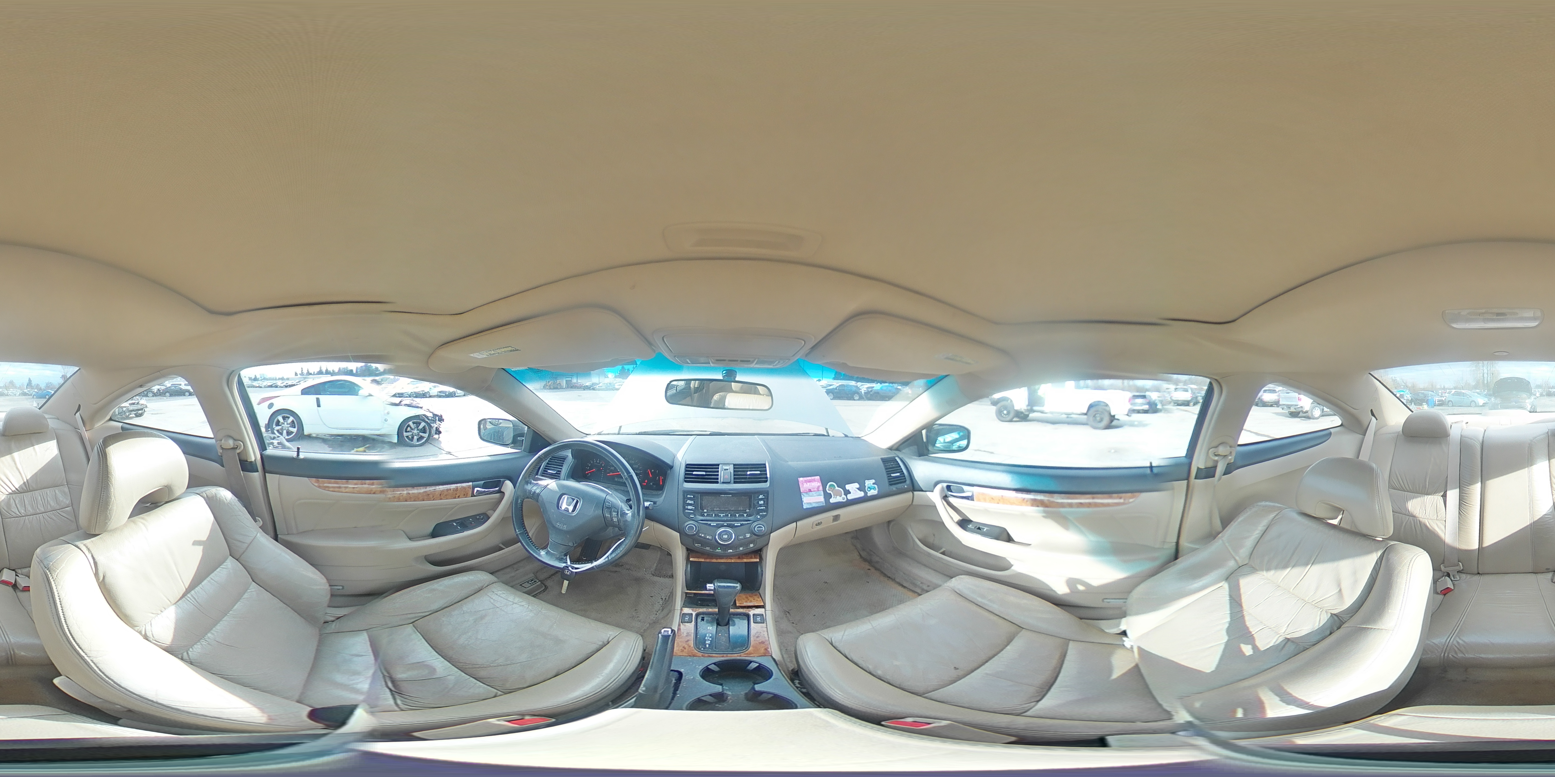 2005 Honda Accord - Image 12