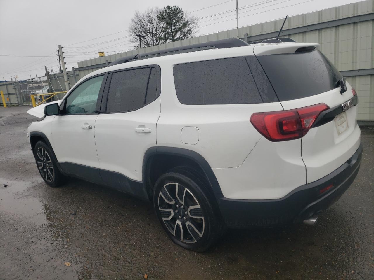 2019 GMC Acadia - Image 2