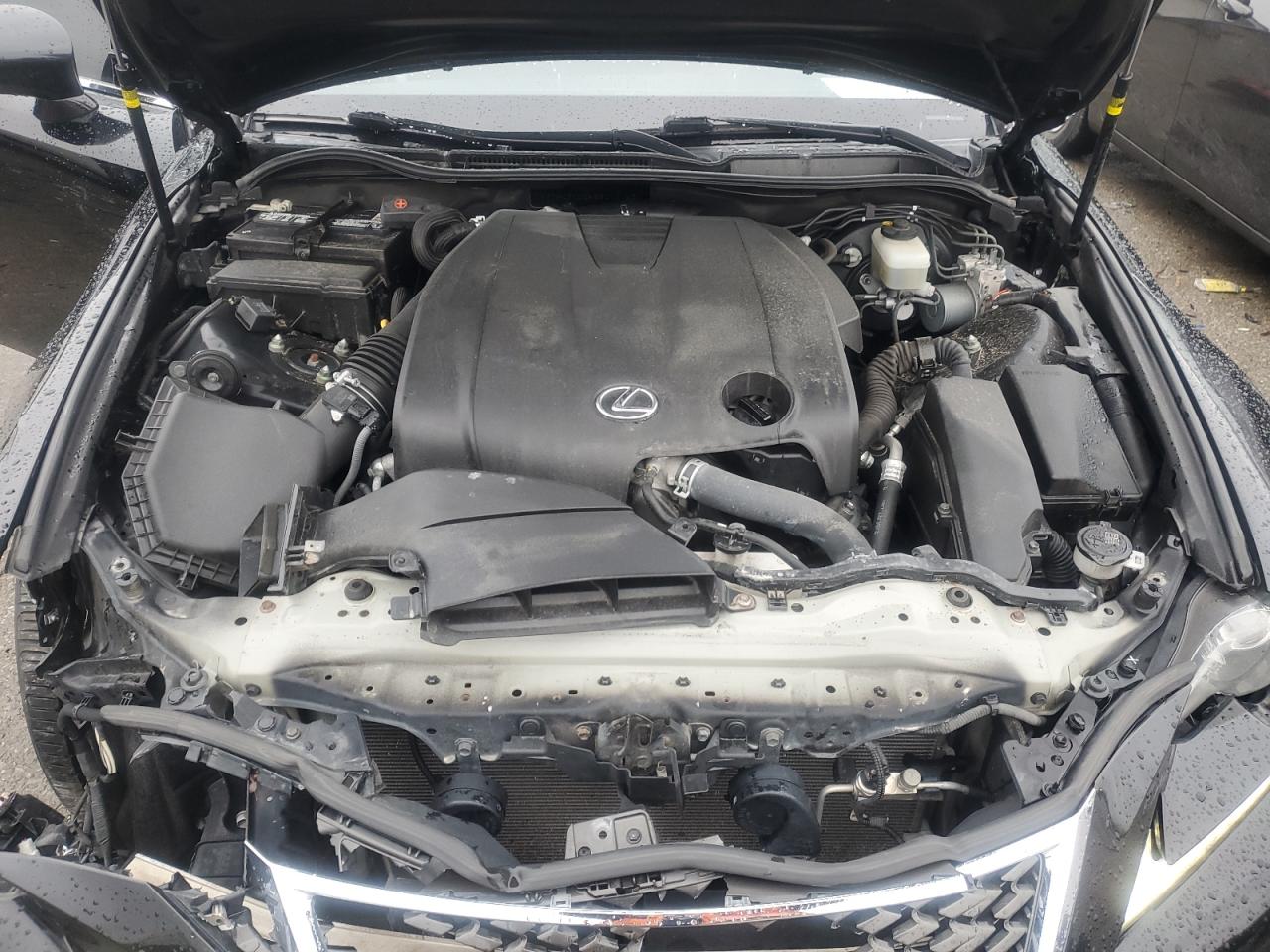 2014 Lexus IS - Image 11
