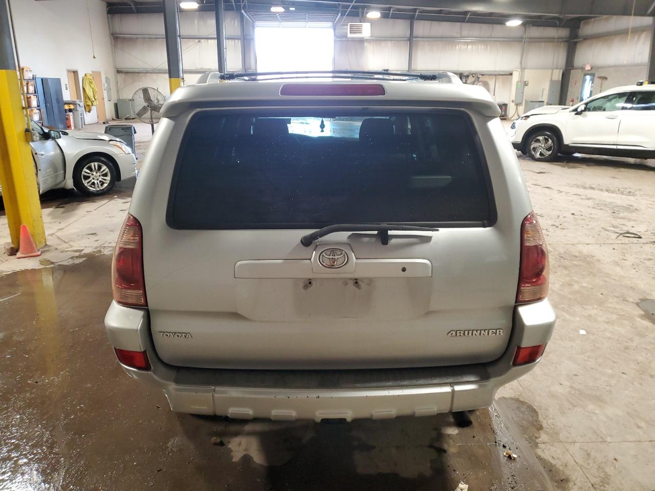 2003 Toyota 4Runner - Image 6