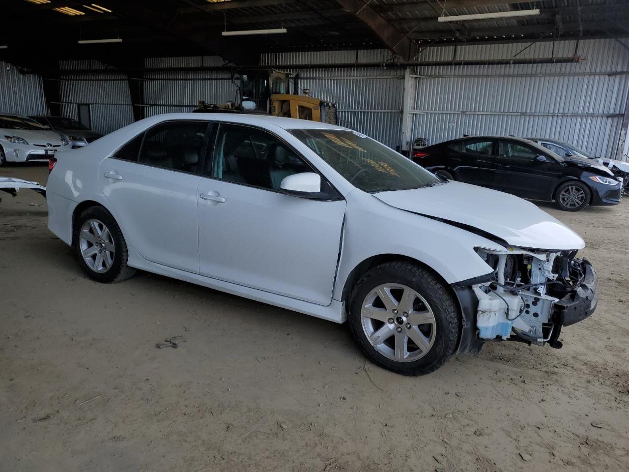 2013 Toyota Camry - Image 4