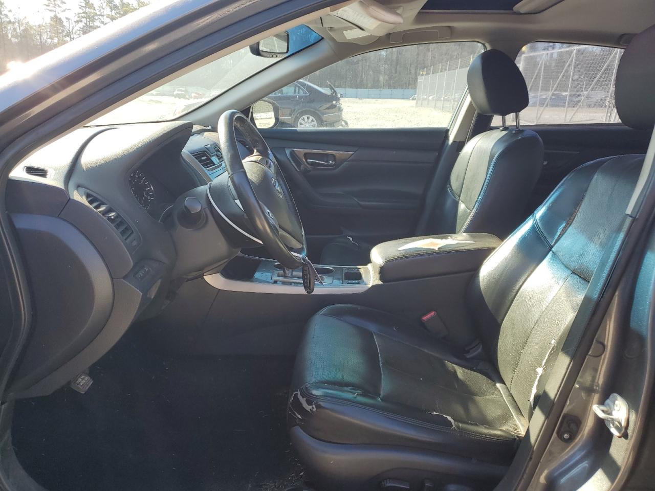2015 Nissan Altima - Image 7