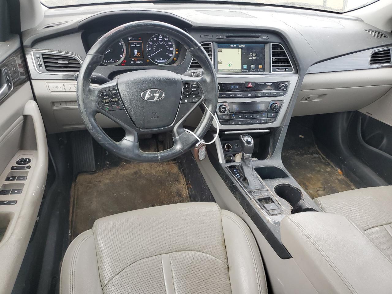 2015 Hyundai Sonata - Image 8