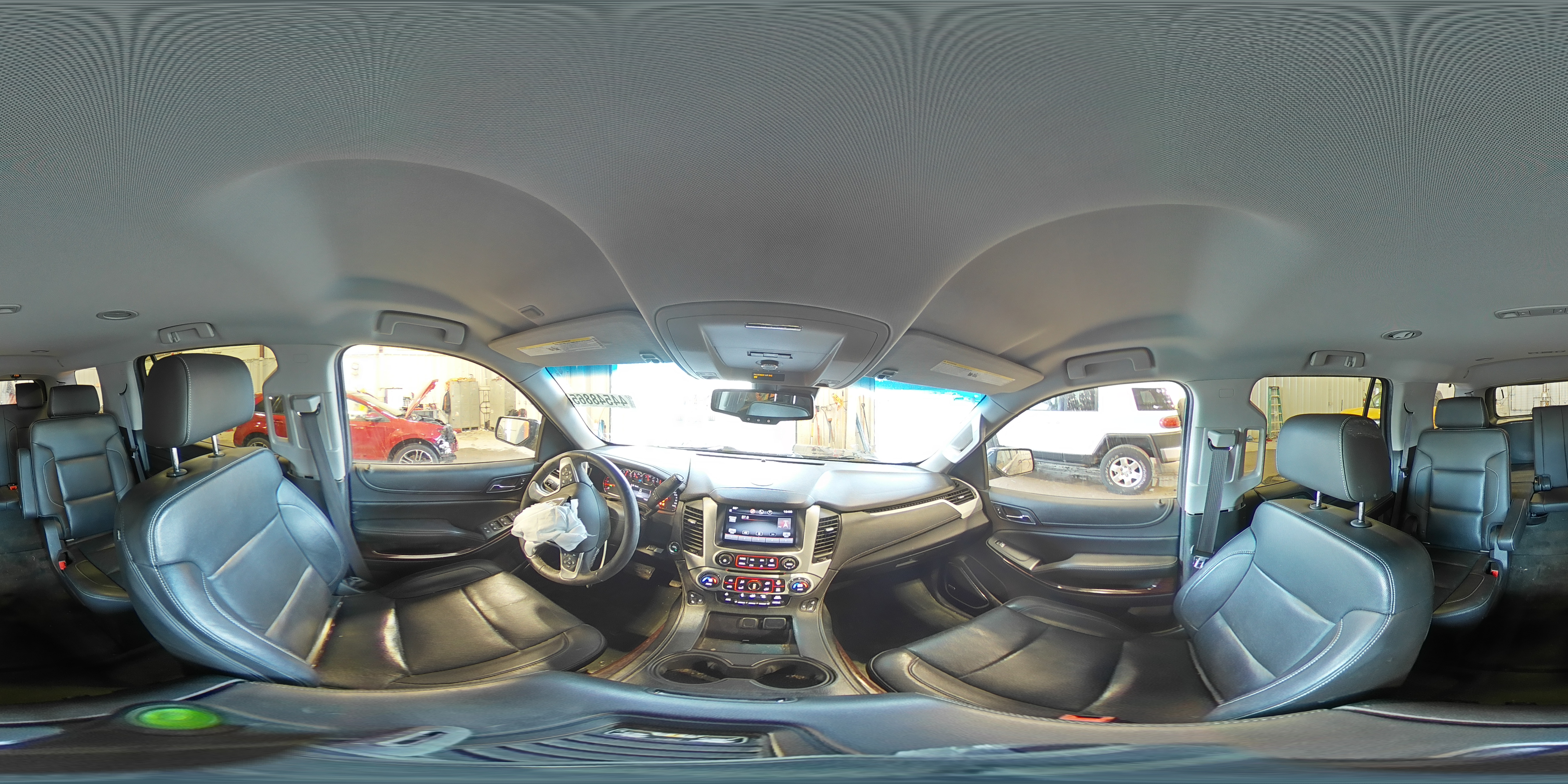 2015 GMC Yukon - Image 15