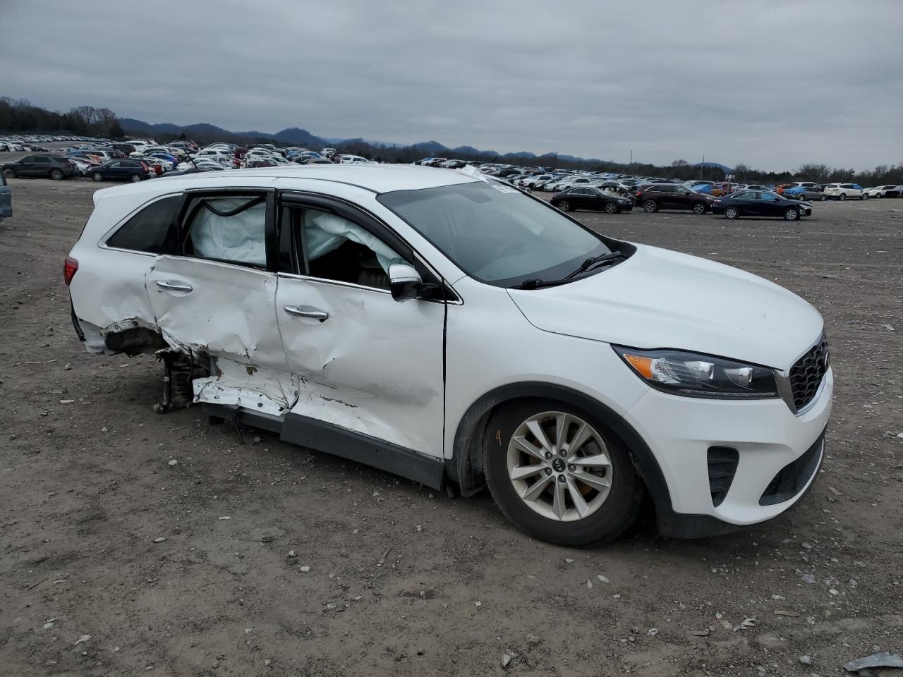 2020 Kia Sorento - Image 4