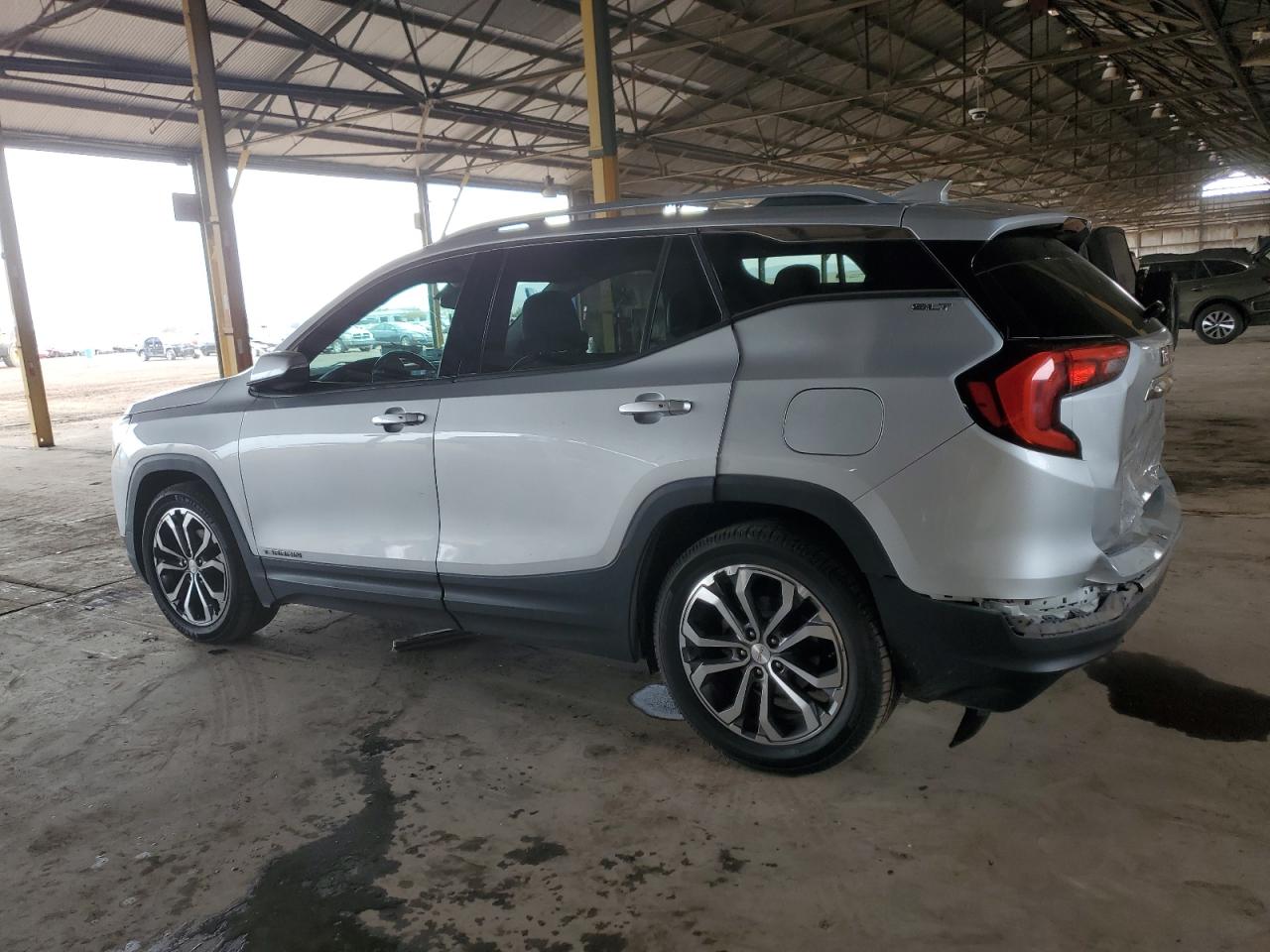 2019 GMC Terrain - Image 2