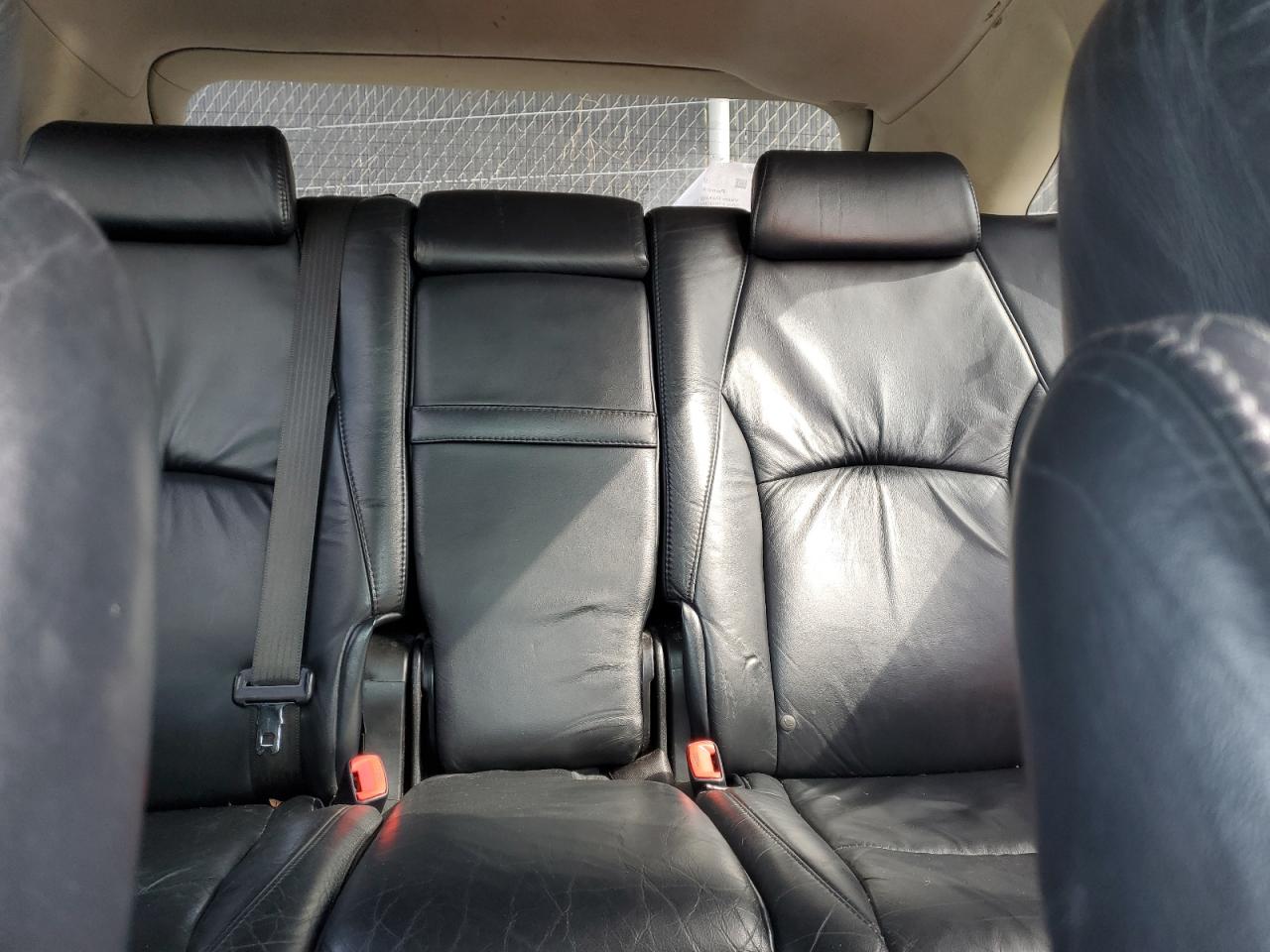 2009 Lexus RX - Image 10