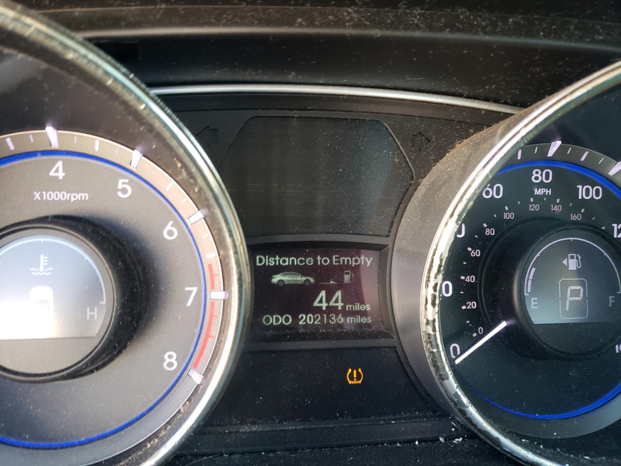 2011 Hyundai Sonata - Image 9