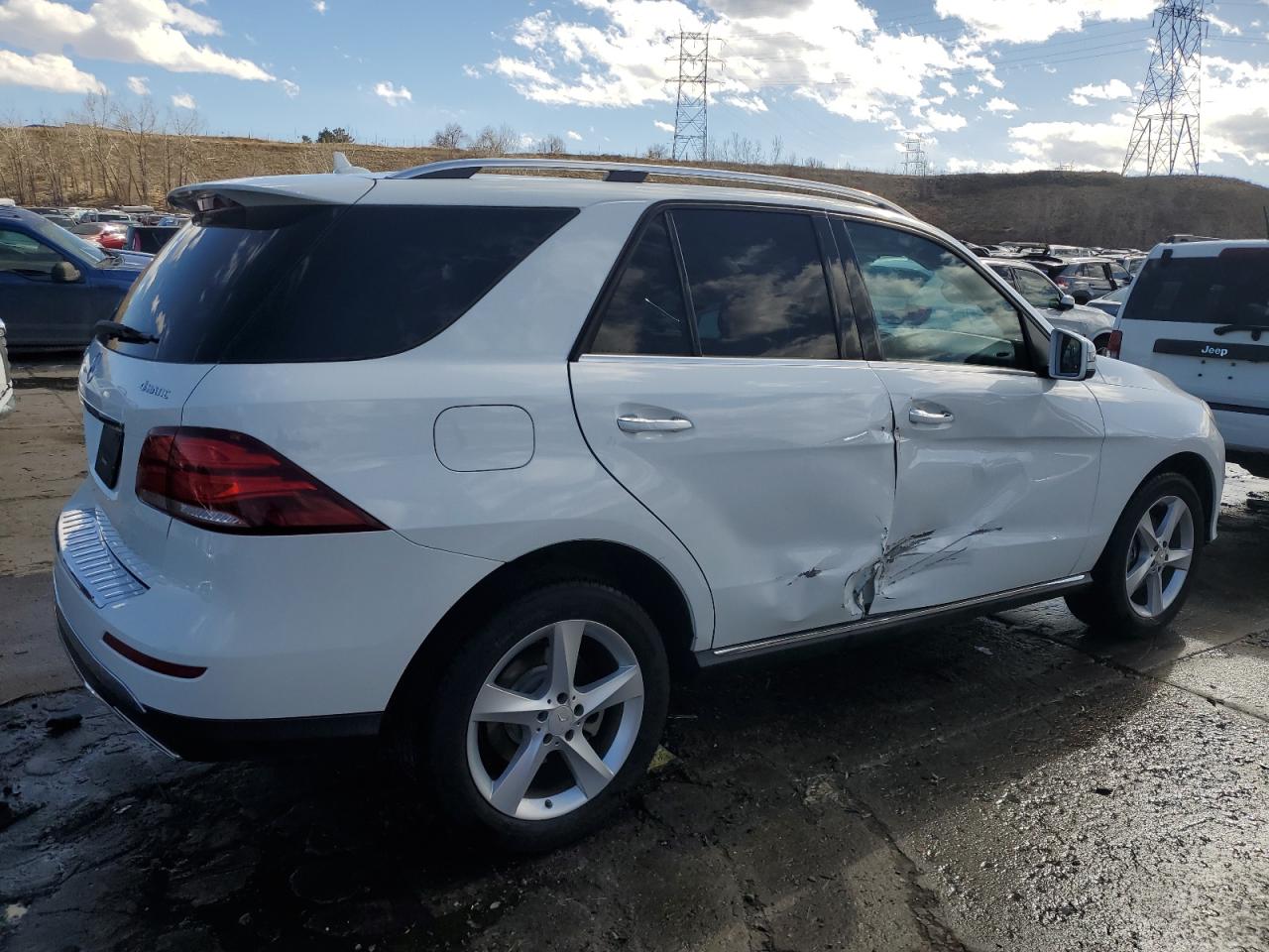 2016 Mercedes-Benz GLE - Image 3