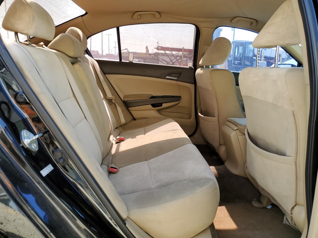 2010 Honda Accord - Image 11