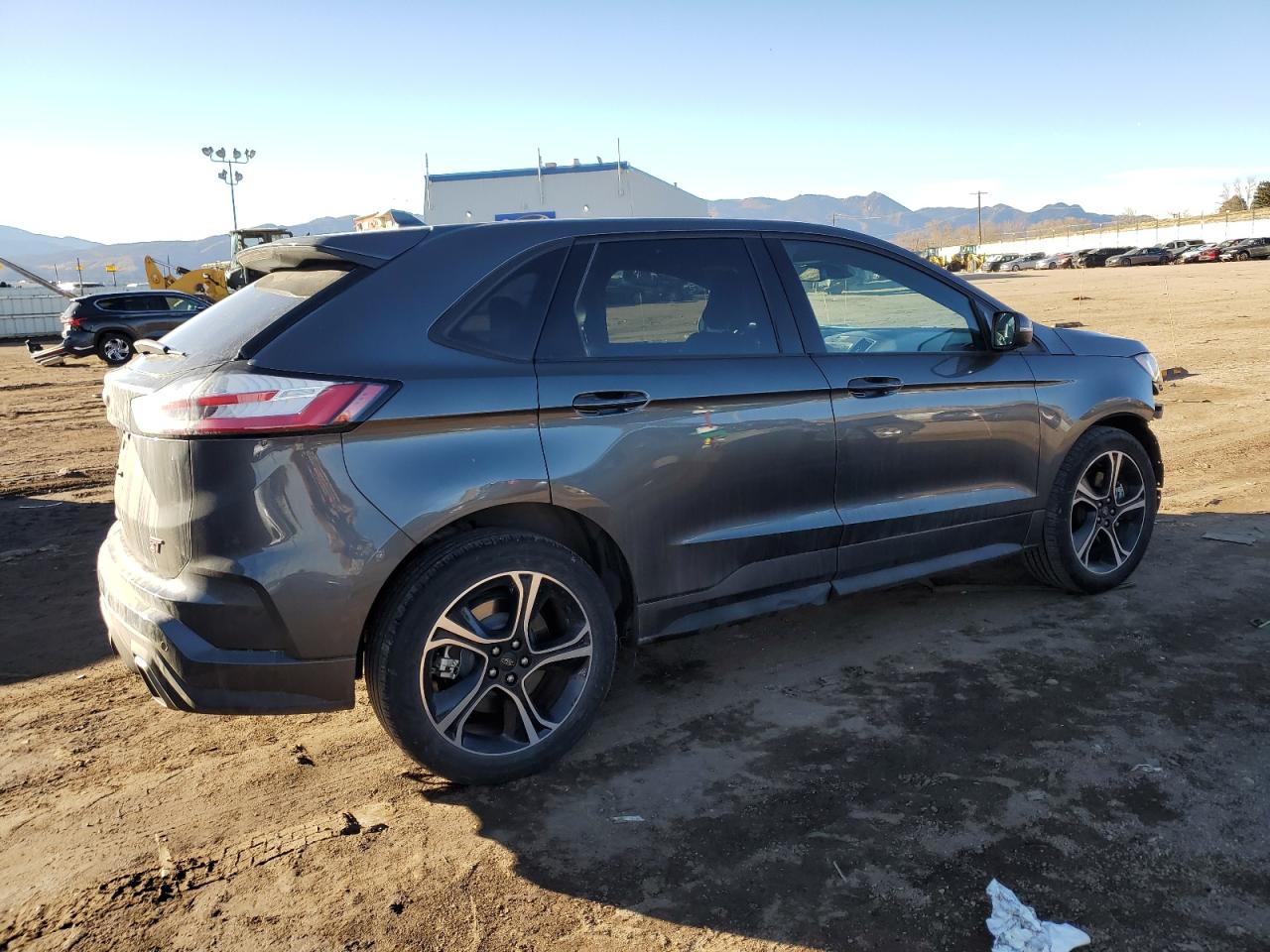 2019 Ford Edge - Image 3
