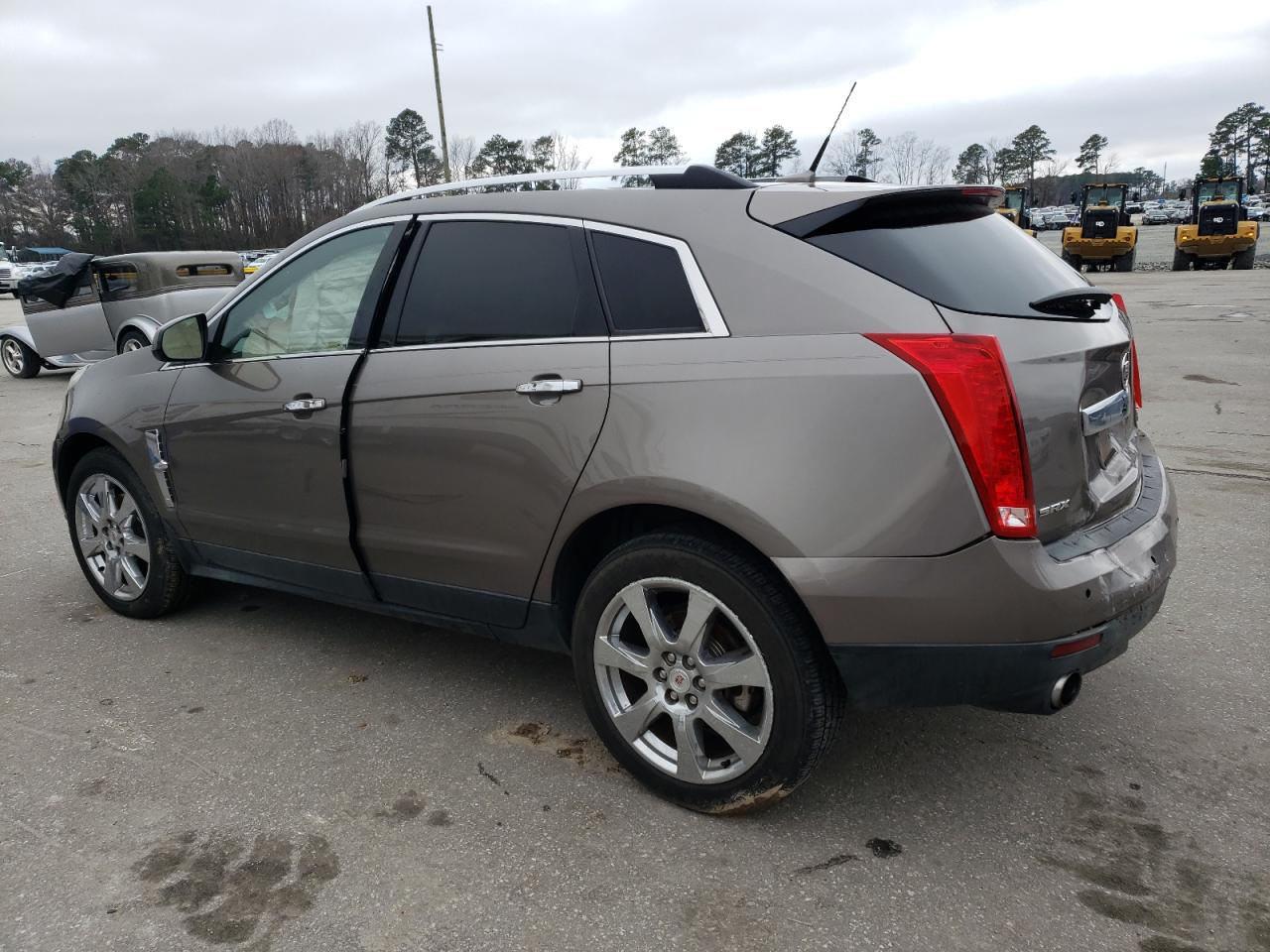 2011 Cadillac SRX - Image 2