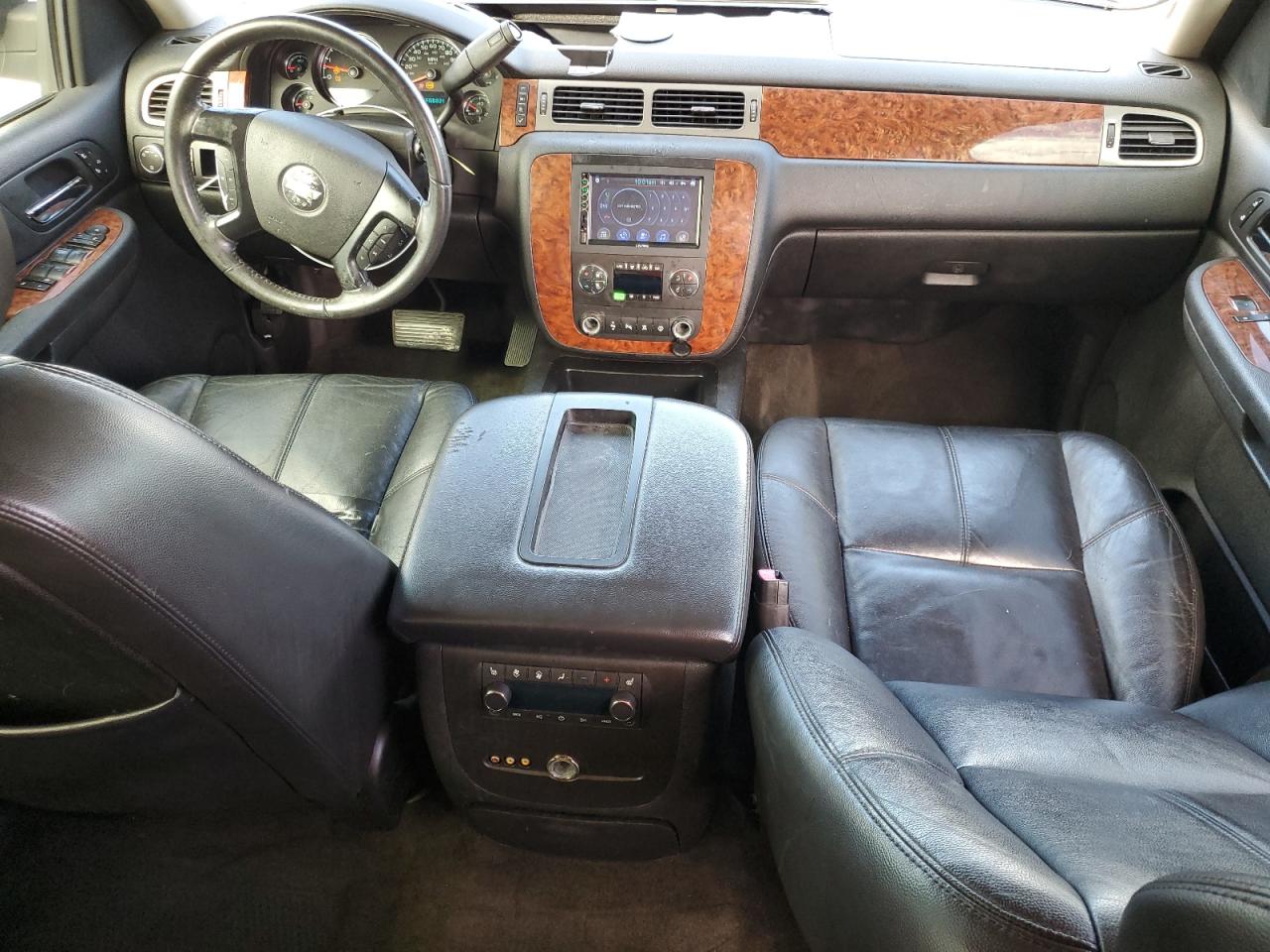 2008 Chevrolet Tahoe - Image 8