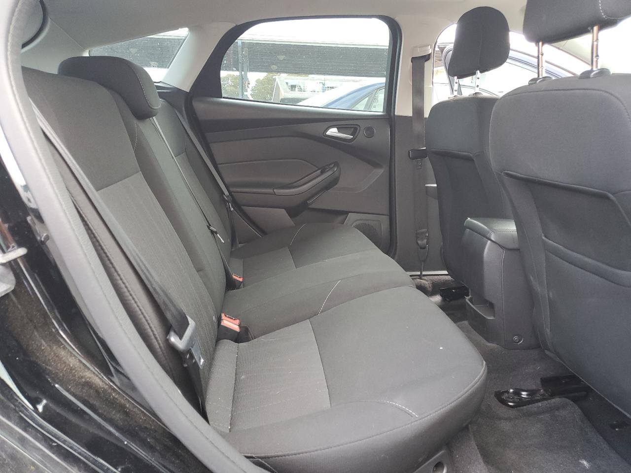 2018 Ford Focus - Image 10