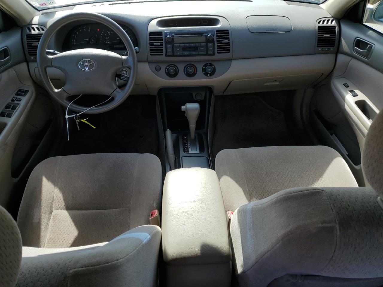 2004 Toyota Camry - Image 8