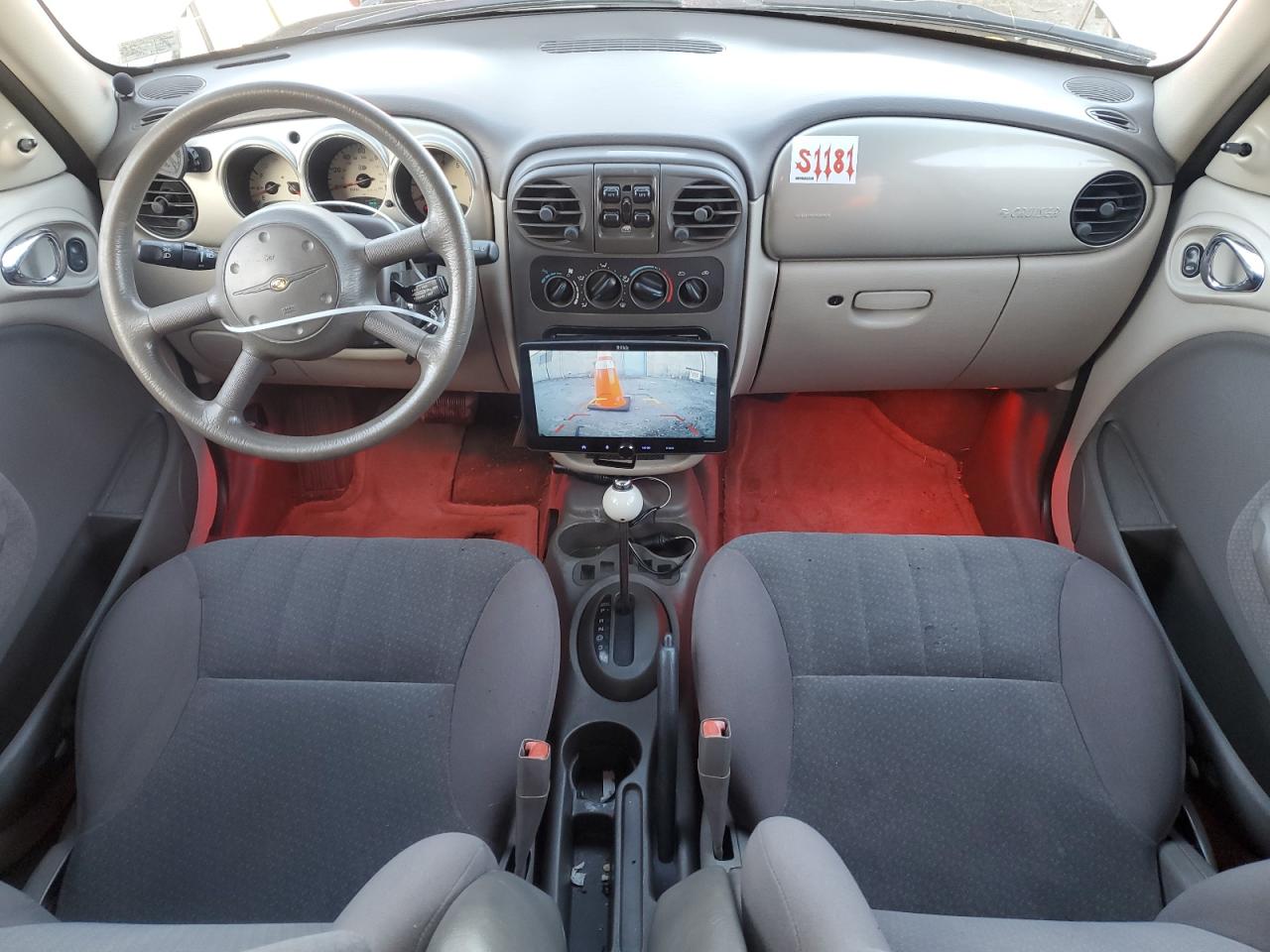 2004 Chrysler PT Cruiser - Image 8