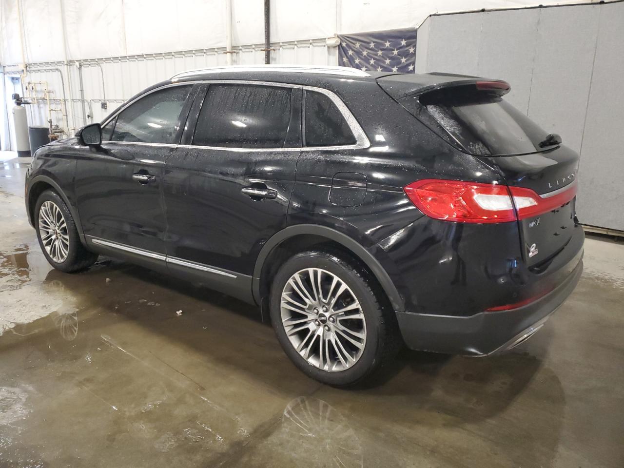 2016 Lincoln MKX - Image 2