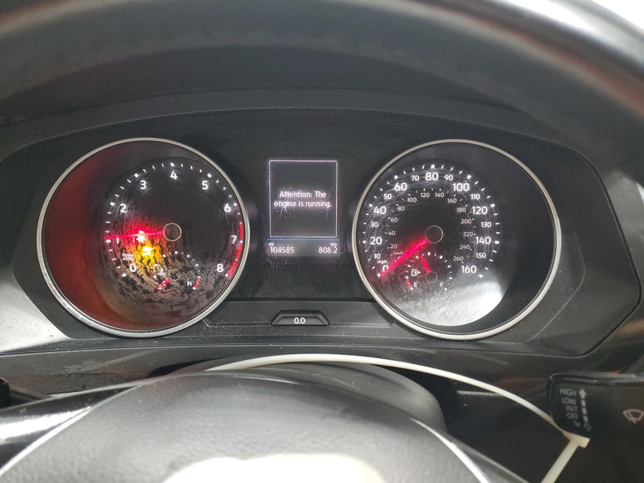 2018 Volkswagen Tiguan - Image 9