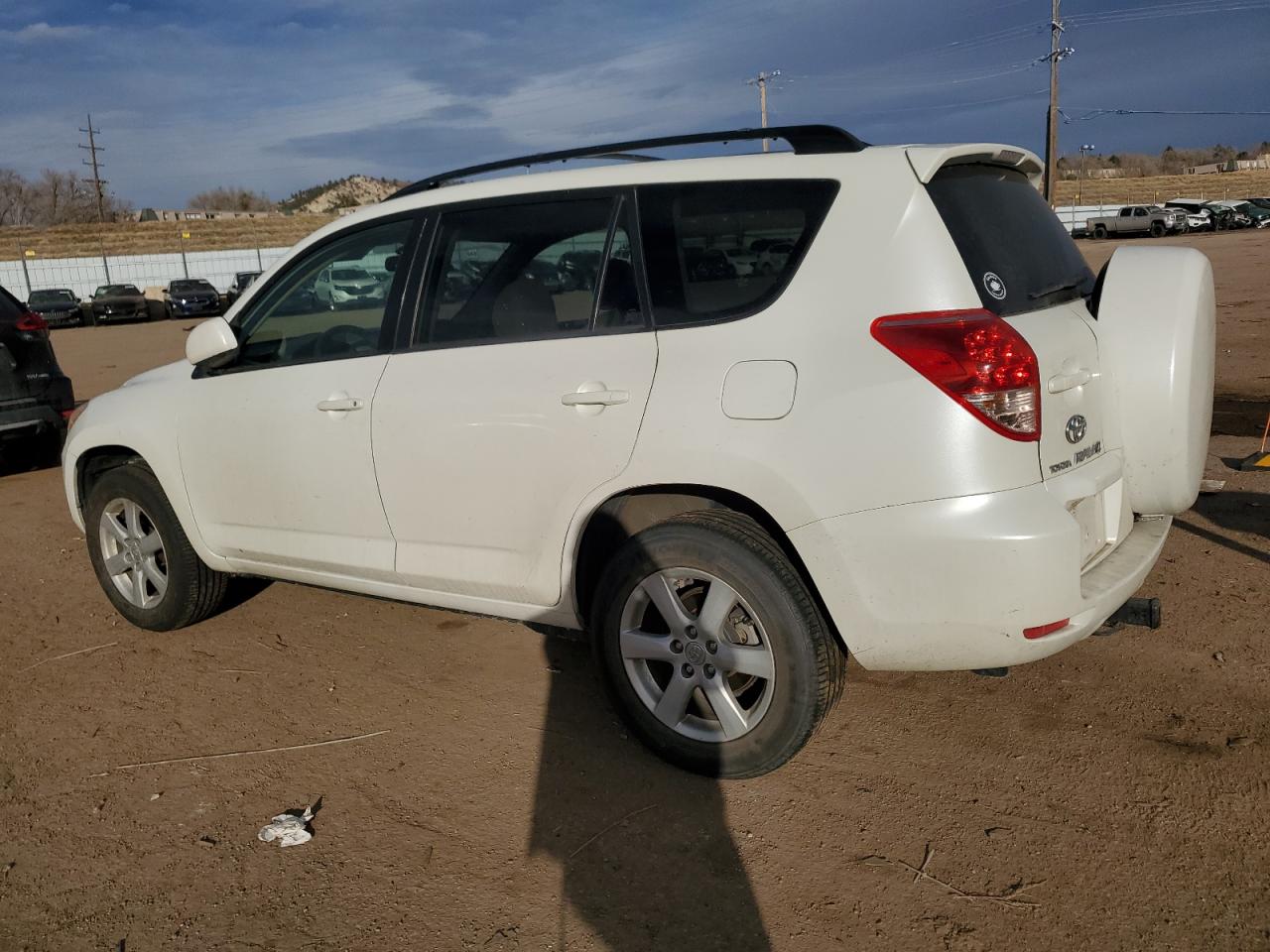 2007 Toyota RAV 4 - Image 2