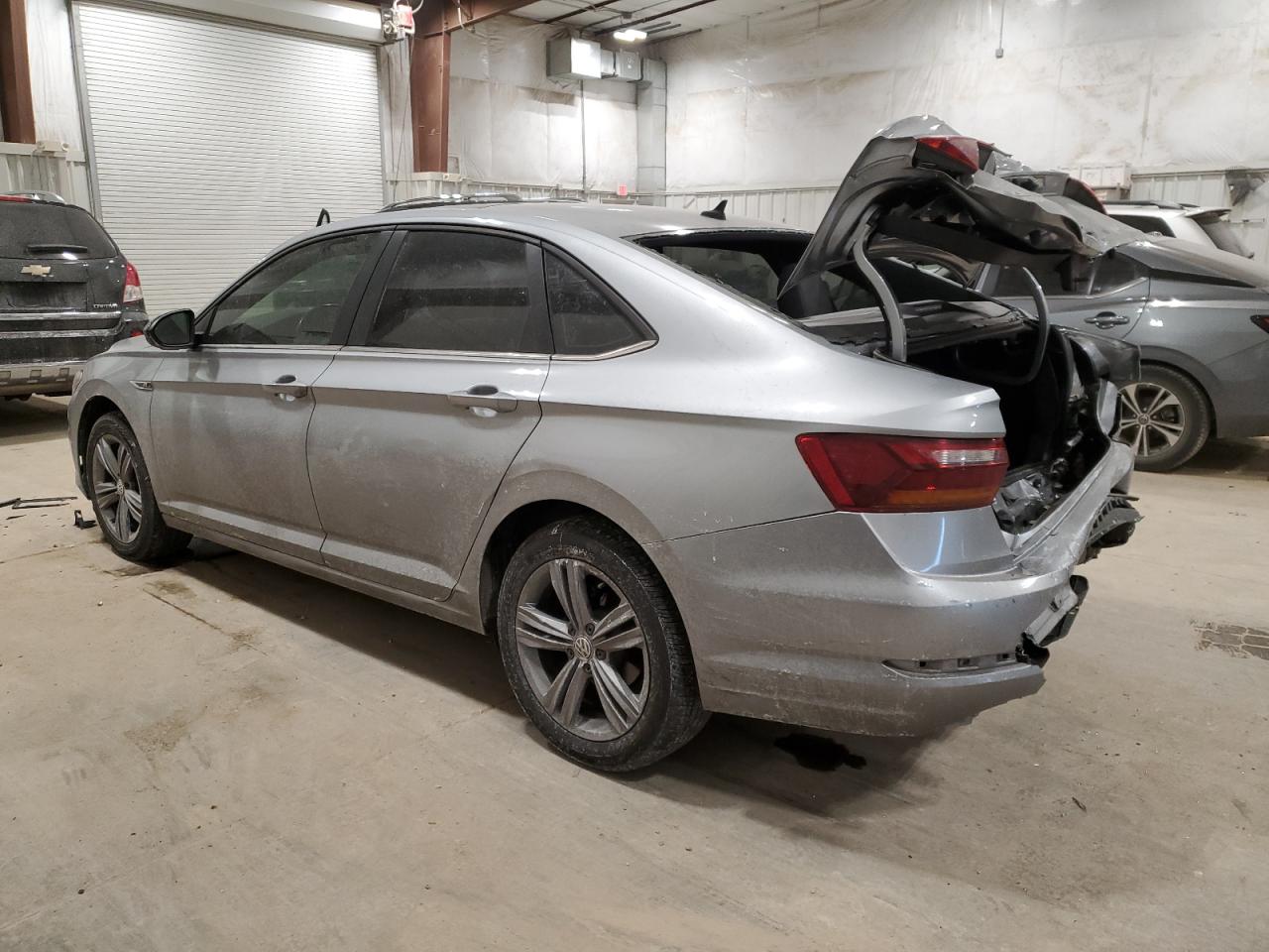 2019 Volkswagen Jetta - Image 2