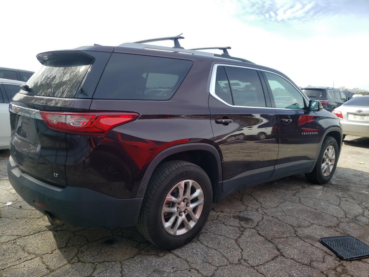 2018 Chevrolet Traverse - Image 3