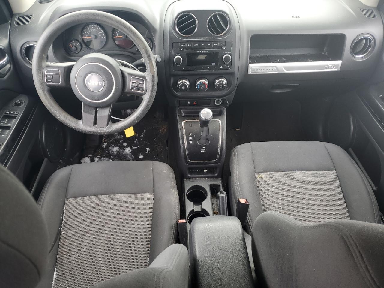 2015 Jeep Compass - Image 8