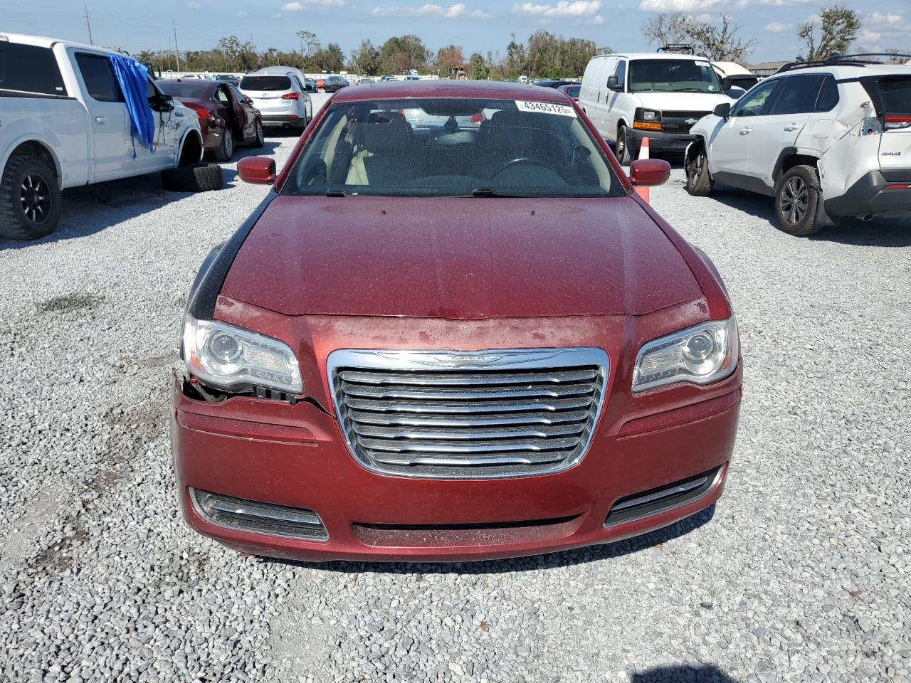 2013 Chrysler 300 - Image 5